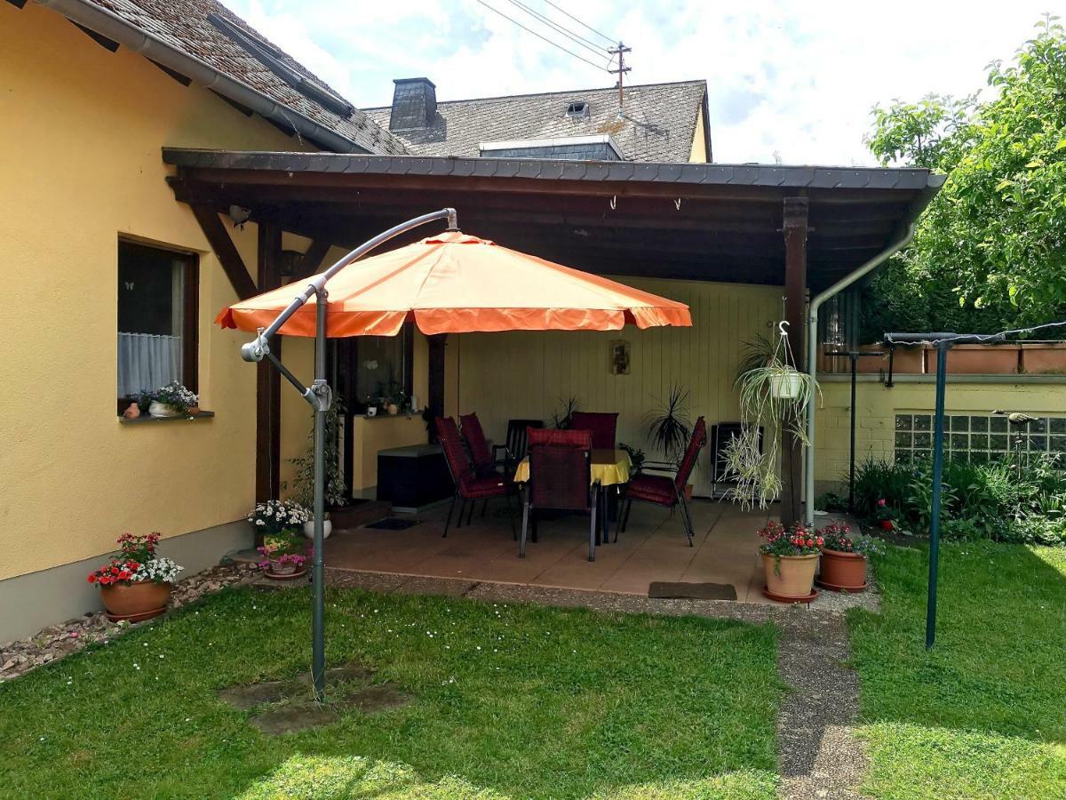 Gaestehaus Hoffmann Farschweiler Екстериор снимка