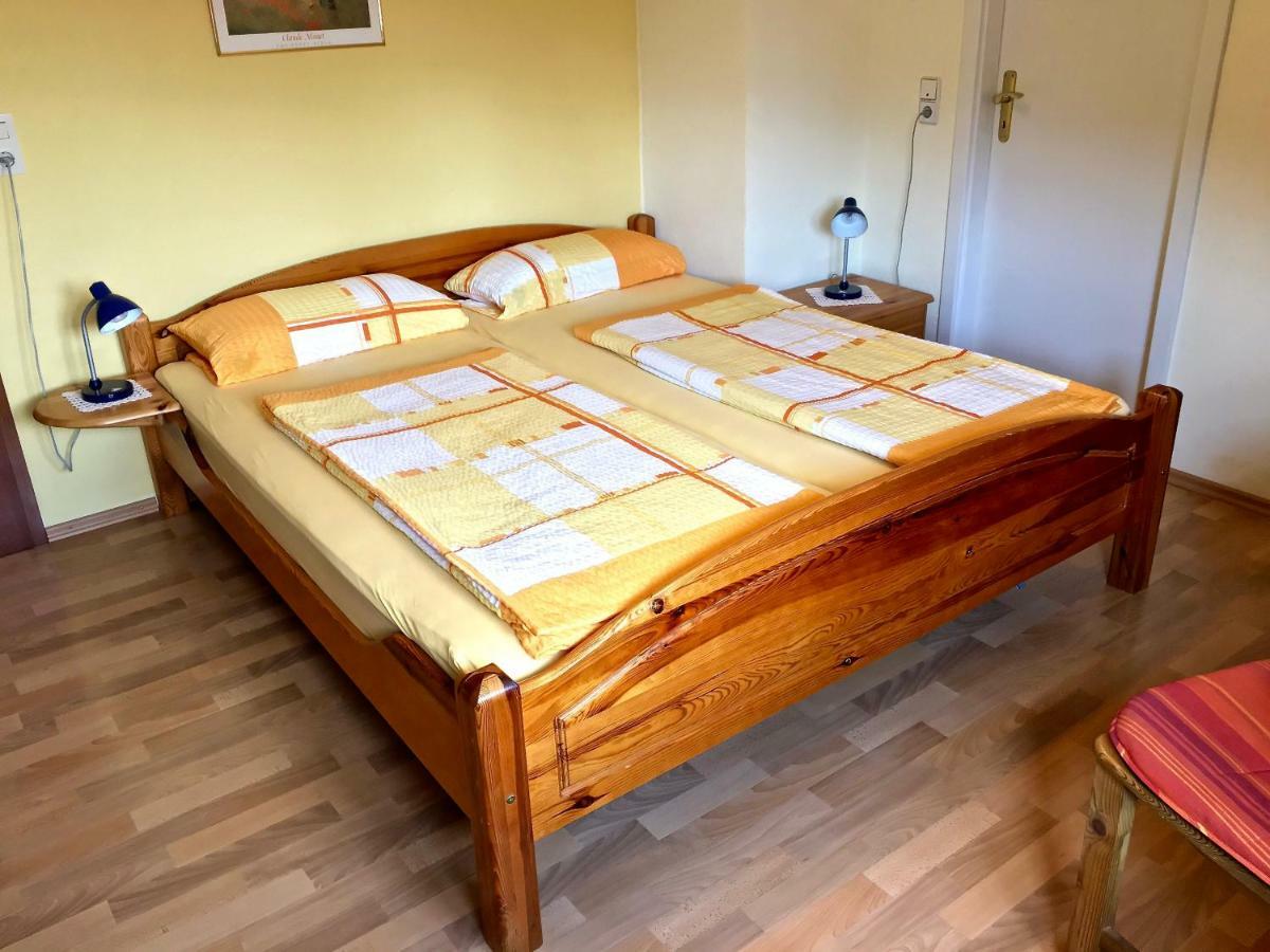 Gaestehaus Hoffmann Farschweiler Екстериор снимка