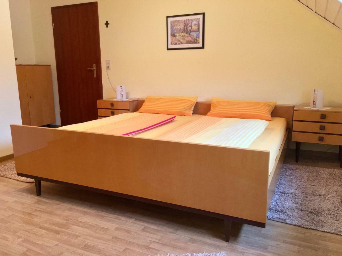 Gaestehaus Hoffmann Farschweiler Екстериор снимка