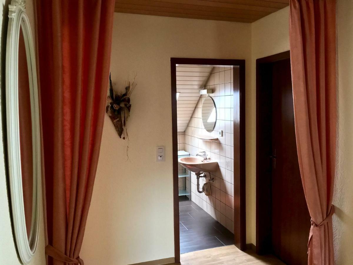 Gaestehaus Hoffmann Farschweiler Екстериор снимка